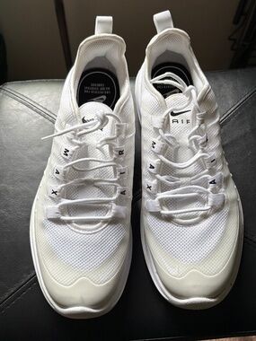 Size 9.5 - Nike Air Max Axis White W